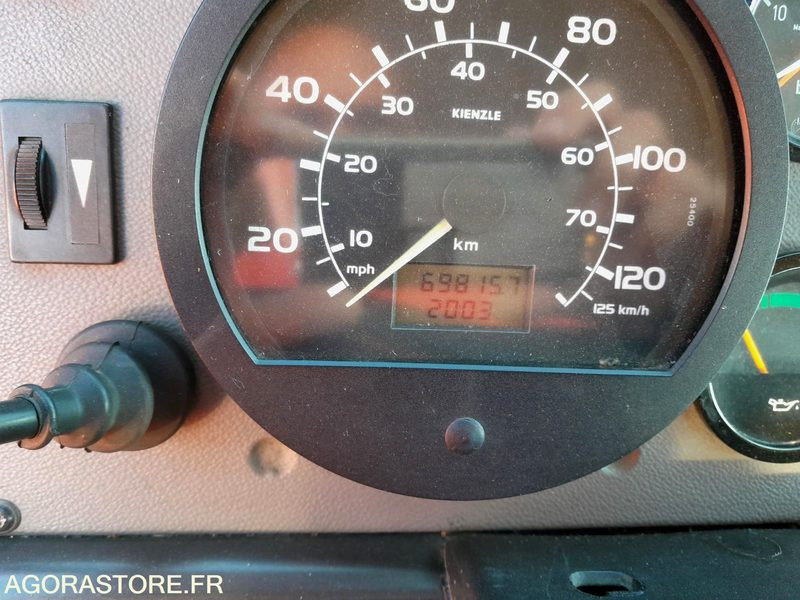 Renault VASP - 2001 - 69815kms - 9178RS58 - Пожарная машина: фото 5 Renault VASP - 2001 - 69815kms - 9178RS58 - Пожарная машина: фото 5