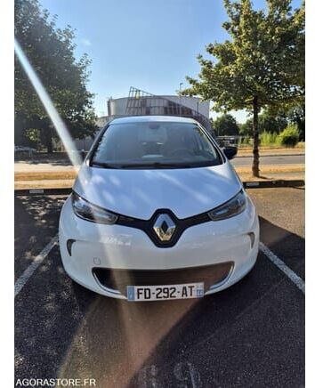 Renault ZOE - Хэтчбек: фото 1 Renault ZOE - Хэтчбек: фото 1
