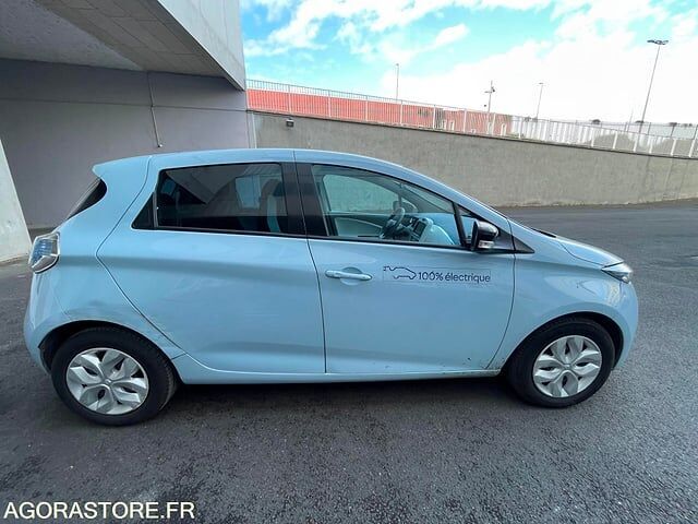 Renault ZOE - Хэтчбек: фото 3 Renault ZOE - Хэтчбек: фото 3