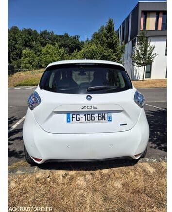 Renault ZOE - Хэтчбек: фото 4 Renault ZOE - Хэтчбек: фото 4