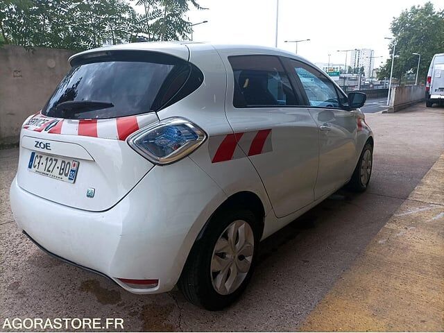 Renault ZOE - Хэтчбек: фото 1 Renault ZOE - Хэтчбек: фото 1