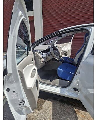 Renault ZOE - Хэтчбек: фото 3 Renault ZOE - Хэтчбек: фото 3