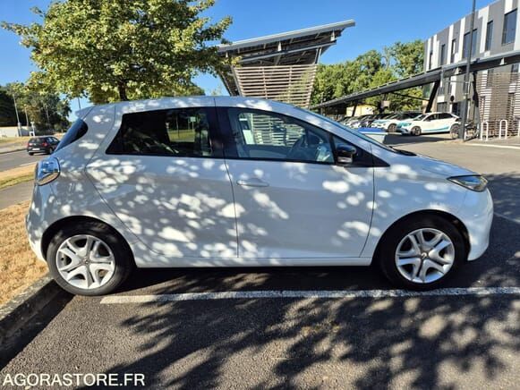 Renault ZOE - Хэтчбек: фото 5 Renault ZOE - Хэтчбек: фото 5
