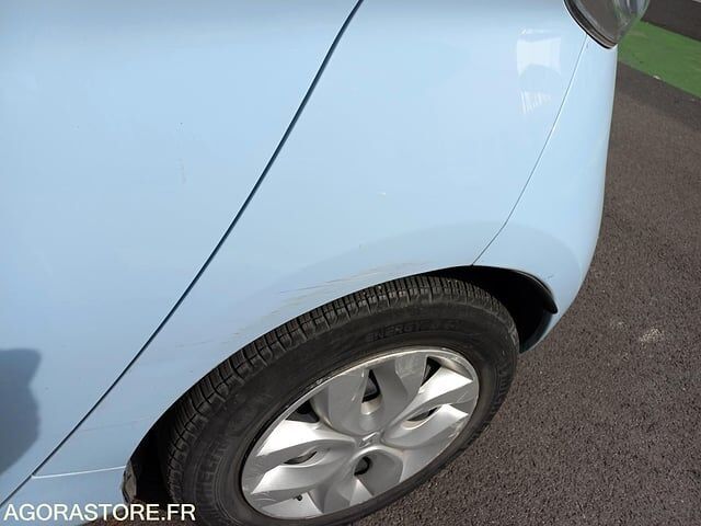 Renault ZOE - Хэтчбек: фото 3 Renault ZOE - Хэтчбек: фото 3