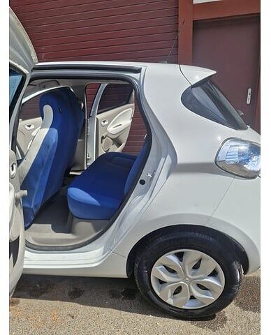 Renault ZOE - Хэтчбек: фото 5 Renault ZOE - Хэтчбек: фото 5