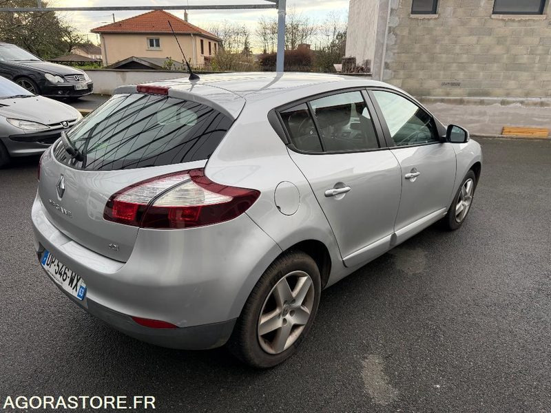 Renault megane 3 1,5dci 110ch - Легковой автомобиль: фото 5 Renault megane 3 1,5dci 110ch - Легковой автомобиль: фото 5