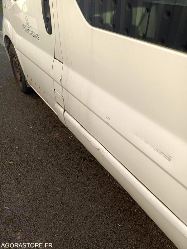 Renault trafic 2.0 DCI 90 mini bus 9 places diesel - Микроавтобус, Пассажирский фургон: фото 3 Renault trafic 2.0 DCI 90 mini bus 9 places diesel - Микроавтобус, Пассажирский фургон: фото 3