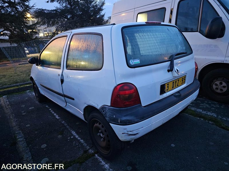 Renault twingo - 2005 - 68507KM - 23DYZ95 - Легковой автомобиль: фото 4 Renault twingo - 2005 - 68507KM - 23DYZ95 - Легковой автомобиль: фото 4