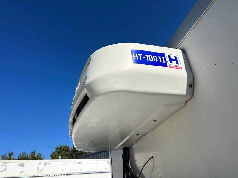 SANS TVA - Volkswagen TRANSPORTER 2.0 TDI 140CH FRIGO DOUBLE COMPARTIMENT - 2013 - Малотоннажный рефрижератор: фото 3 SANS TVA - Volkswagen TRANSPORTER 2.0 TDI 140CH FRIGO DOUBLE COMPARTIMENT - 2013 - Малотоннажный рефрижератор: фото 3