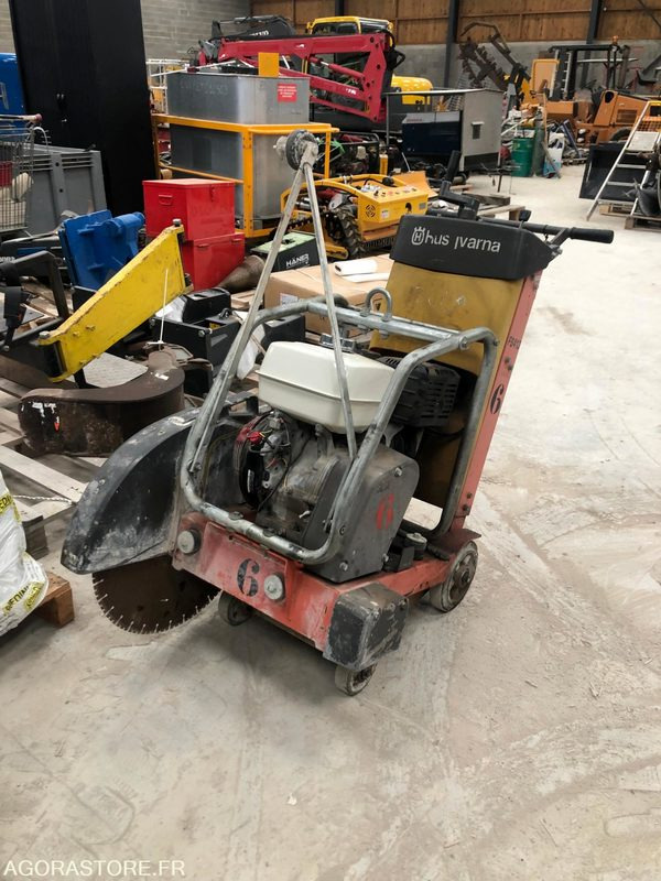 SCIE A SOL HUSQVARNA FS413 - 500 mm - Строительное оборудование: фото 1 SCIE A SOL HUSQVARNA FS413 - 500 mm - Строительное оборудование: фото 1