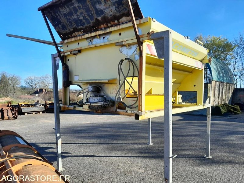 Saleuse ACOMETIS 4m3 + Lame SCHMIDT - Разбрасыватель песка/ Соли: фото 4 Saleuse ACOMETIS 4m3 + Lame SCHMIDT - Разбрасыватель песка/ Соли: фото 4