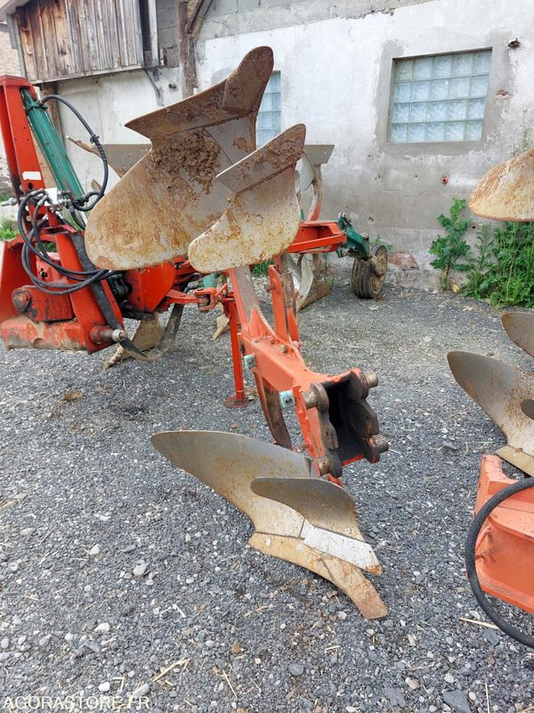 Charrue 4 corps Kuhn Master 121 - Сельскохозяйственная техника: фото 5 Charrue 4 corps Kuhn Master 121 - Сельскохозяйственная техника: фото 5