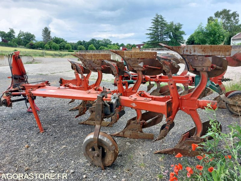 Charrue 4 corps Kuhn Master 121 - Сельскохозяйственная техника: фото 3 Charrue 4 corps Kuhn Master 121 - Сельскохозяйственная техника: фото 3