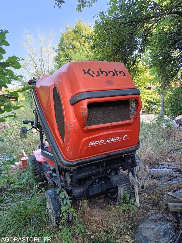 Kubota F 3560 avec bac de rammassage GCD 660F - 2668heures - Сельскохозяйственная техника: фото 2 Kubota F 3560 avec bac de rammassage GCD 660F - 2668heures - Сельскохозяйственная техника: фото 2