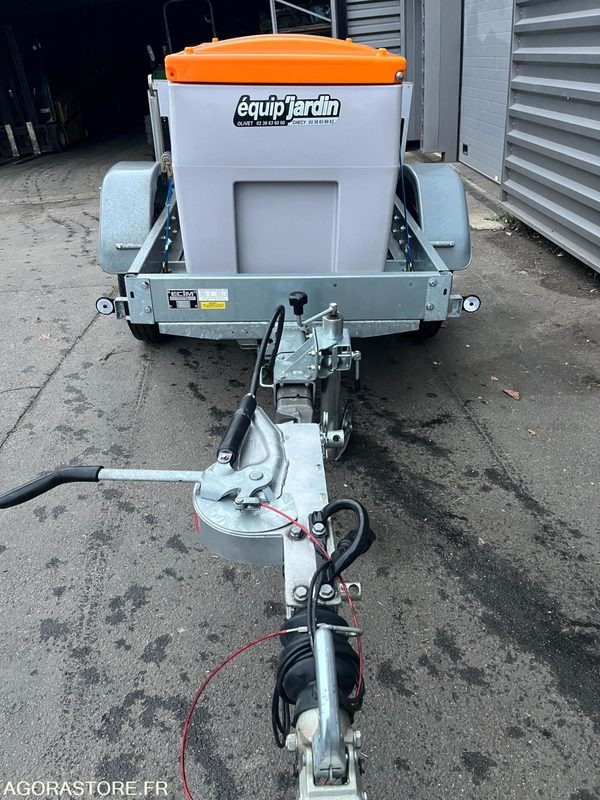 Station gazoil mobil 430 Litres - LUB EASY MOBIL avec pompe électrique - Строительное оборудование: фото 2 Station gazoil mobil 430 Litres - LUB EASY MOBIL avec pompe électrique - Строительное оборудование: фото 2