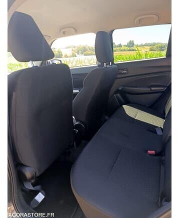 Suzuki SWIFT - Хэтчбек: фото 3 Suzuki SWIFT - Хэтчбек: фото 3