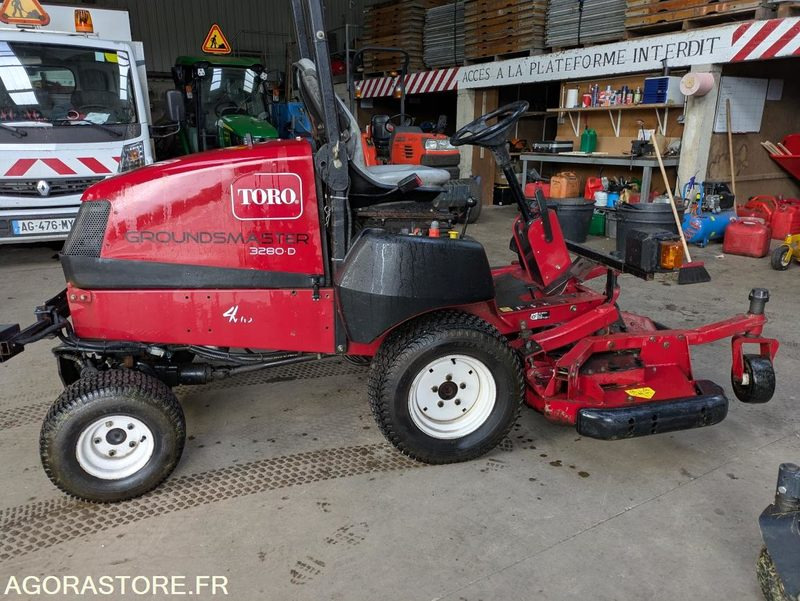 TORO Groundmaster 3280D - Газонокосилка: фото 2 TORO Groundmaster 3280D - Газонокосилка: фото 2