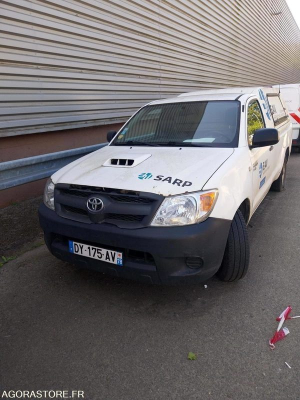 TOYOTA Hilux 4x2 Groupe HP 2007 (448000Km) VENTE EXPORT UNIQUEMENT ROULANT - Легковой фургон: фото 1 TOYOTA Hilux 4x2 Groupe HP 2007 (448000Km) VENTE EXPORT UNIQUEMENT ROULANT - Легковой фургон: фото 1
