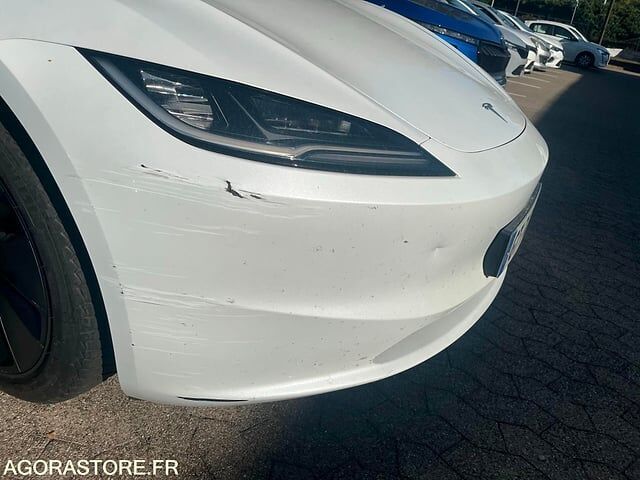 Tesla MODEL 3 - Седан: фото 2 Tesla MODEL 3 - Седан: фото 2