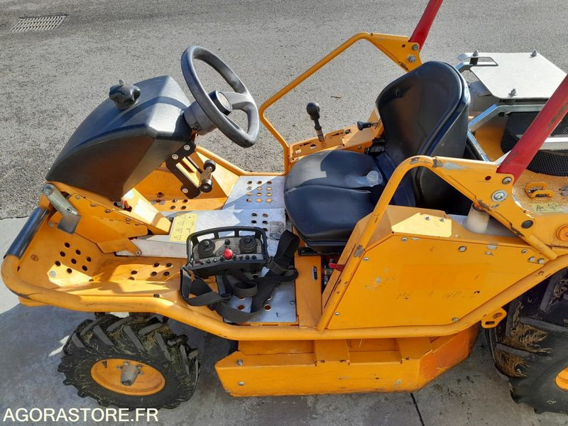 Tondeuse autoportée télécommandée AS Motor 940 (TAP238) - Садовое оборудование: фото 1 Tondeuse autoportée télécommandée AS Motor 940 (TAP238) - Садовое оборудование: фото 1