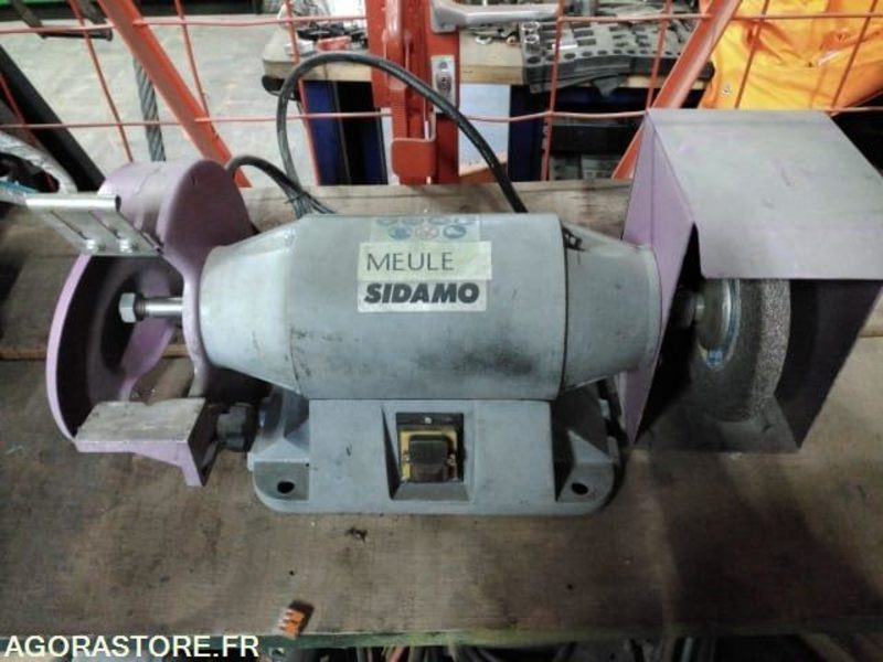 Touret meule-brosse SIDAMO 380V - Инструмент/ Оборудование: фото 1 Touret meule-brosse SIDAMO 380V - Инструмент/ Оборудование: фото 1