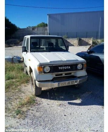 Toyota Land Cruiser - Внедорожник: фото 1 Toyota Land Cruiser - Внедорожник: фото 1