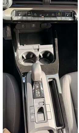 Toyota PRIUS - Хэтчбек: фото 5 Toyota PRIUS - Хэтчбек: фото 5