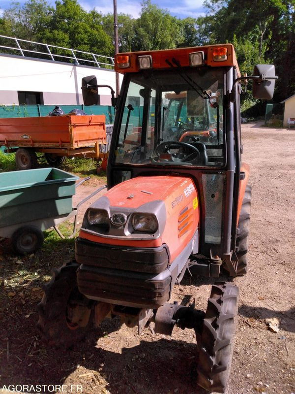 Tracteur Kubota STV40 1907 heures 2010 - Трактор: фото 3 Tracteur Kubota STV40 1907 heures 2010 - Трактор: фото 3