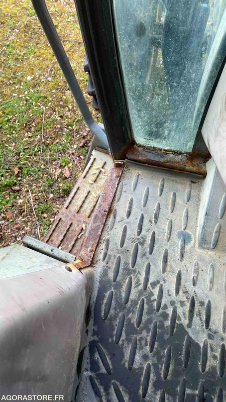 Tracteur RENAULT - 2000 - 6522TY28 - Трактор: фото 5 Tracteur RENAULT - 2000 - 6522TY28 - Трактор: фото 5