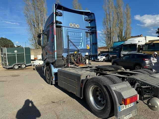IVECO 400 - Тягач: фото 4 IVECO 400 - Тягач: фото 4