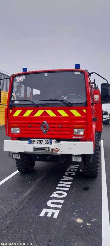 RENAULT S 170 4X4 - 22965kms - 1992 - Тягач: фото 1 RENAULT S 170 4X4 - 22965kms - 1992 - Тягач: фото 1