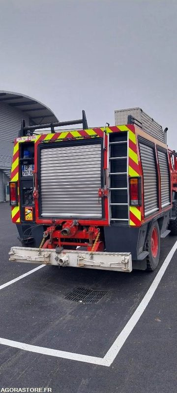 RENAULT S 170 4X4 - 22965kms - 1992 - Тягач: фото 4 RENAULT S 170 4X4 - 22965kms - 1992 - Тягач: фото 4