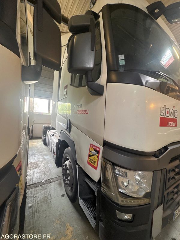 Renault T480 - 608 045 KM - 2017 - Тягач: фото 4 Renault T480 - 608 045 KM - 2017 - Тягач: фото 4