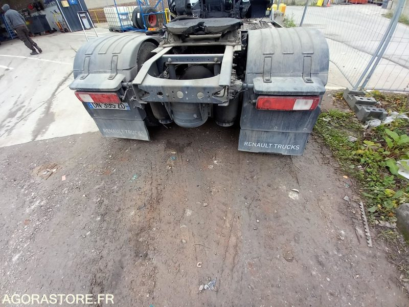 TRR RENAULT 19T - DN395ZD - Тягач: фото 2 TRR RENAULT 19T - DN395ZD - Тягач: фото 2