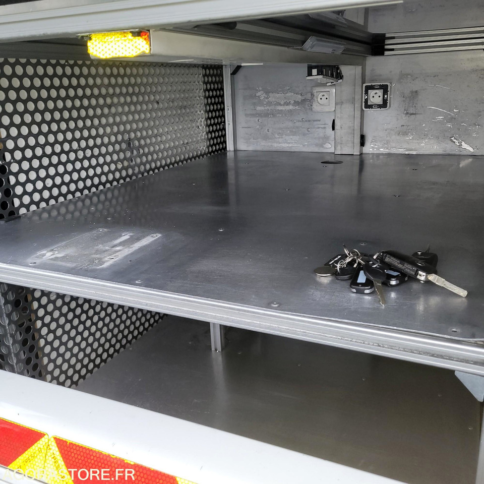 VOLKSWAGEN AMAROCK - 248 734km - Пикап: фото 3 VOLKSWAGEN AMAROCK - 248 734km - Пикап: фото 3