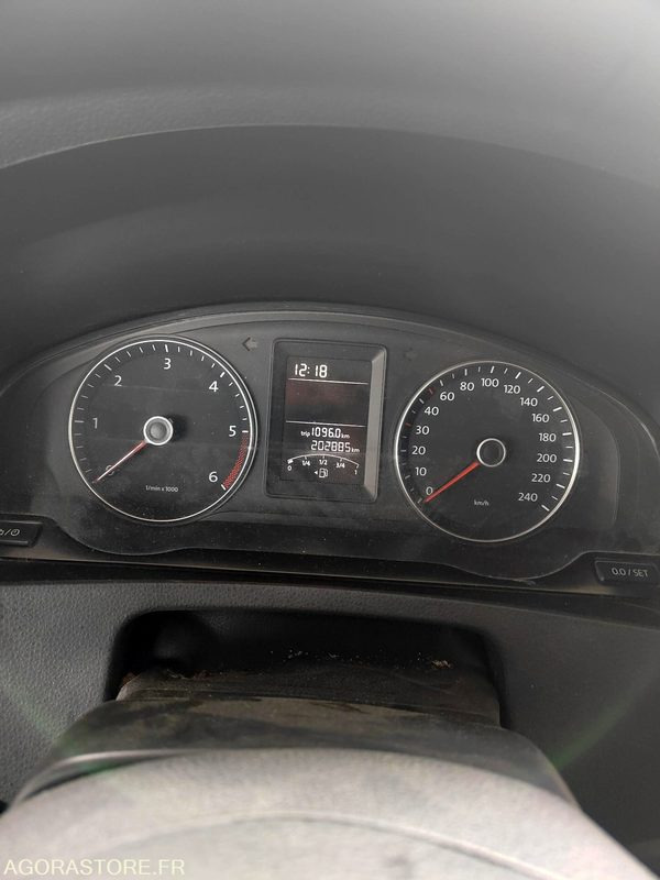 VOLSWAGEN TRANSPORTER - Легковой автомобиль: фото 3 VOLSWAGEN TRANSPORTER - Легковой автомобиль: фото 3