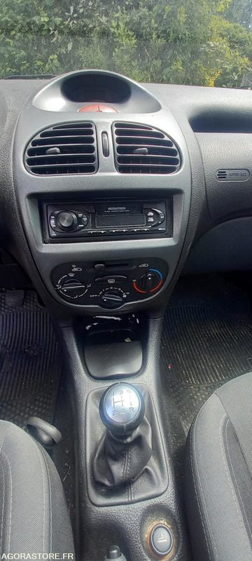 VQ- V11o Peugeot 206 - Легковой автомобиль: фото 4 VQ- V11o Peugeot 206 - Легковой автомобиль: фото 4