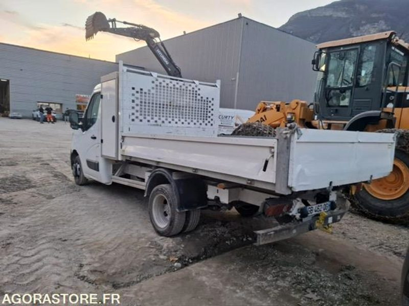 VU BENNE COFFRE RENAULT MASTER - Малотоннажный самосвал: фото 4 VU BENNE COFFRE RENAULT MASTER - Малотоннажный самосвал: фото 4