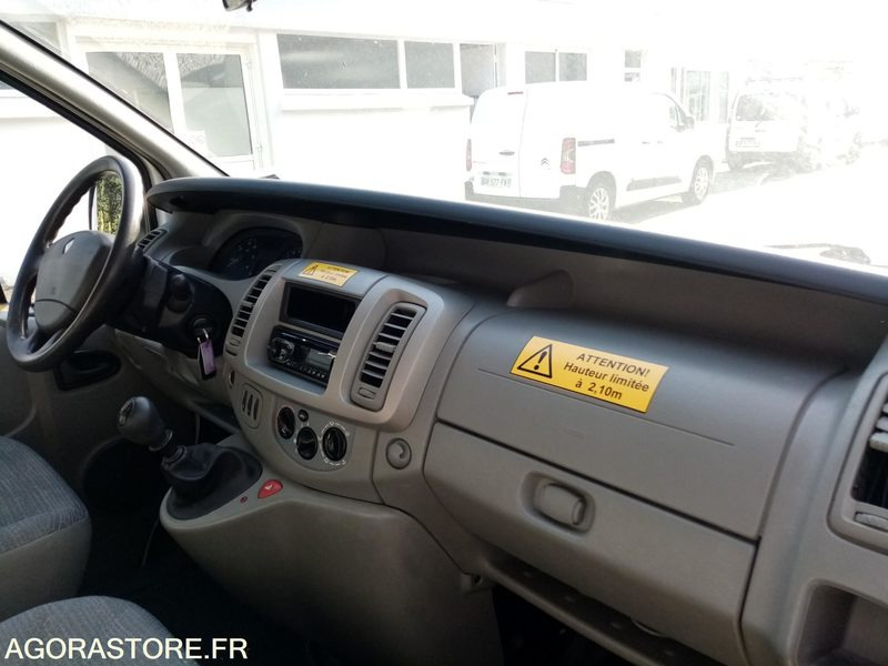 Vente Renault Trafic - Легковой автомобиль: фото 5 Vente Renault Trafic - Легковой автомобиль: фото 5