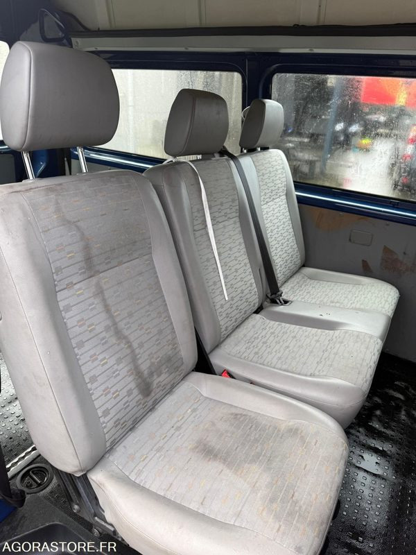 Volswagen Kombi - Микроавтобус, Пассажирский фургон: фото 3 Volswagen Kombi - Микроавтобус, Пассажирский фургон: фото 3