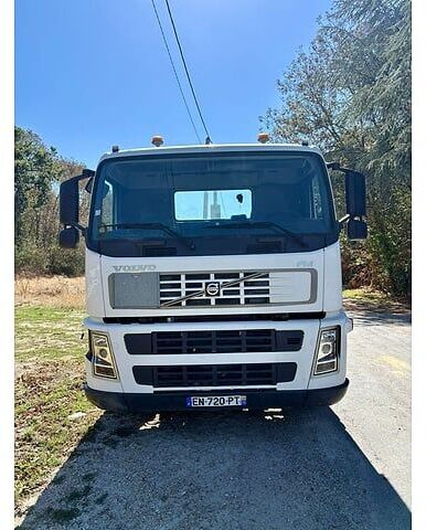 Volvo fm9 - Крюковой мультилифт: фото 4 Volvo fm9 - Крюковой мультилифт: фото 4