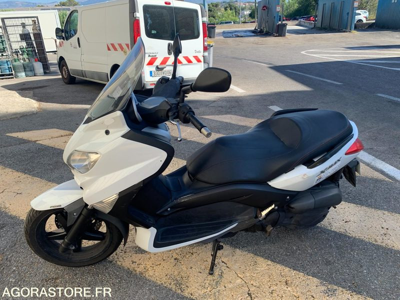 Yamaha X-Max 125 cm3 - 2012 - 36 300 kms - CD 169 FW - Мотоцикл: фото 3 Yamaha X-Max 125 cm3 - 2012 - 36 300 kms - CD 169 FW - Мотоцикл: фото 3