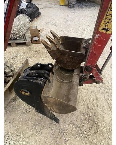 Yanmar SV08-1AS - Мини-экскаватор: фото 3 Yanmar SV08-1AS - Мини-экскаватор: фото 3