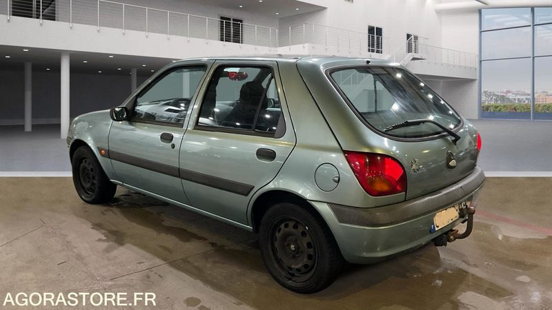 Ford fiesta - Мотоцикл: фото 2 Ford fiesta - Мотоцикл: фото 2