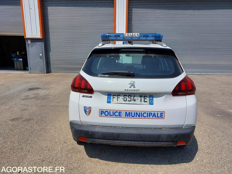 Peugeot 2008 police municipale - Внедорожник: фото 2 Peugeot 2008 police municipale - Внедорожник: фото 2