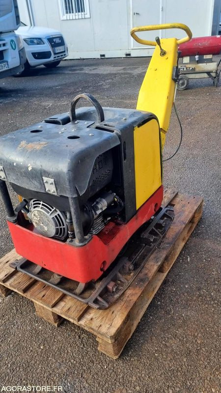 Plaque vibrante - Каток: фото 1 Plaque vibrante - Каток: фото 1