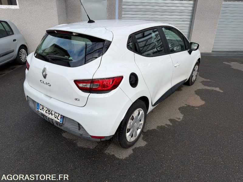 Renault clio 4 1,5 dci 90 - Легковой автомобиль: фото 3 Renault clio 4 1,5 dci 90 - Легковой автомобиль: фото 3