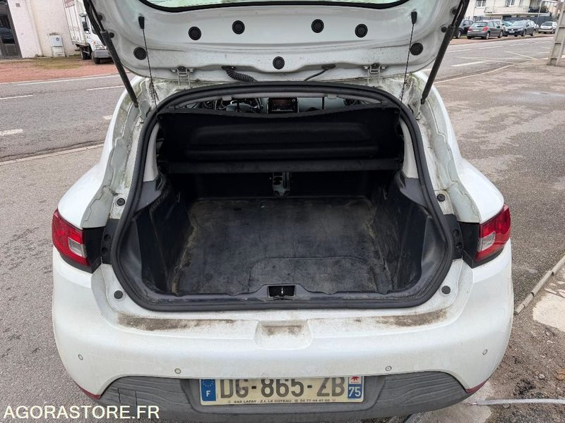Renault clio 4 1,5 dci 90 - Легковой автомобиль: фото 4 Renault clio 4 1,5 dci 90 - Легковой автомобиль: фото 4