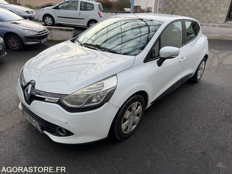 Renault clio 4 1,5 dci 90 - Легковой автомобиль: фото 1 Renault clio 4 1,5 dci 90 - Легковой автомобиль: фото 1