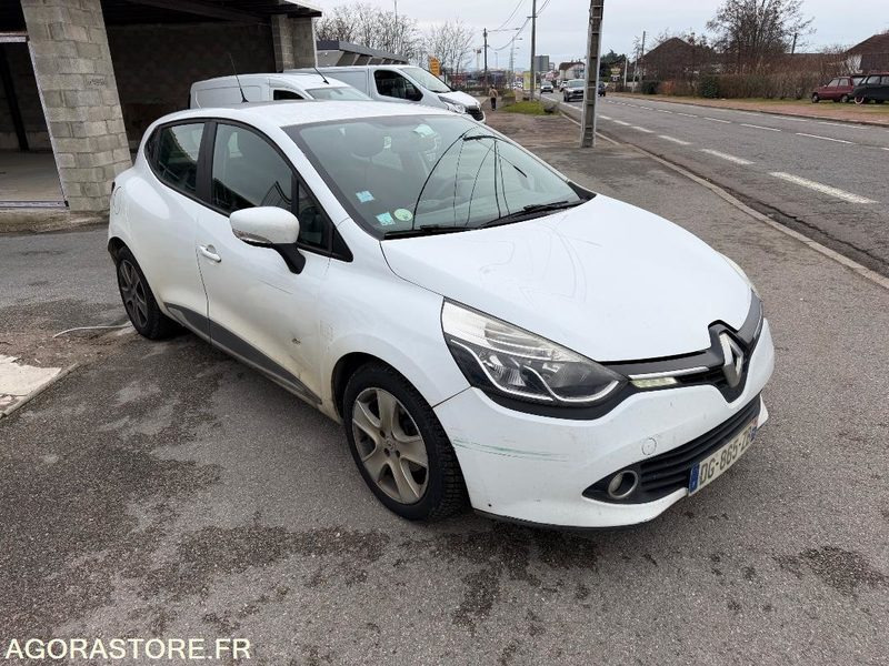 Renault clio 4 1,5 dci 90 - Легковой автомобиль: фото 1 Renault clio 4 1,5 dci 90 - Легковой автомобиль: фото 1